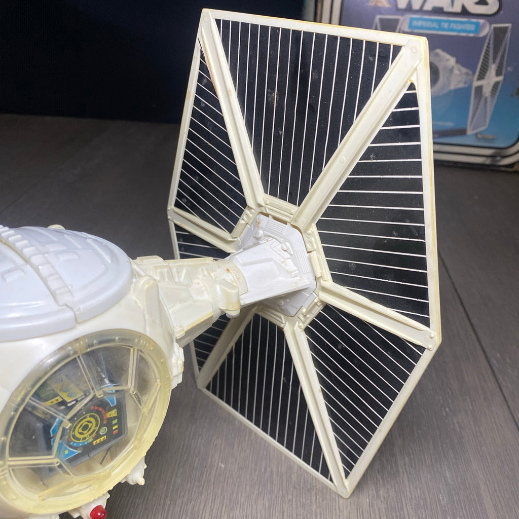 Vintage 1978 Star Wars Imperial Tie Fighter Complete Box and Instructions - Lights Work!
